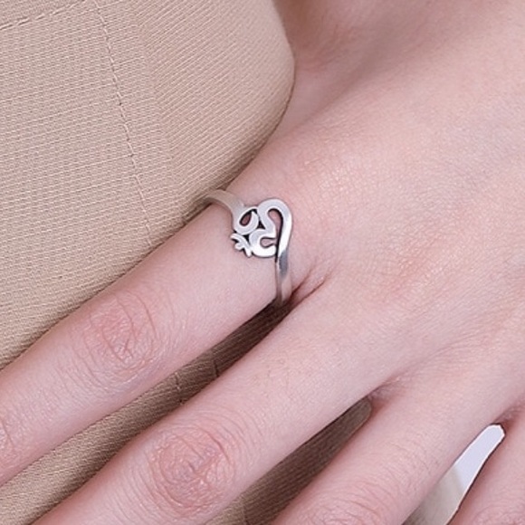 OM symbol sterling silver Adjustable ring - Picture 4 of 9